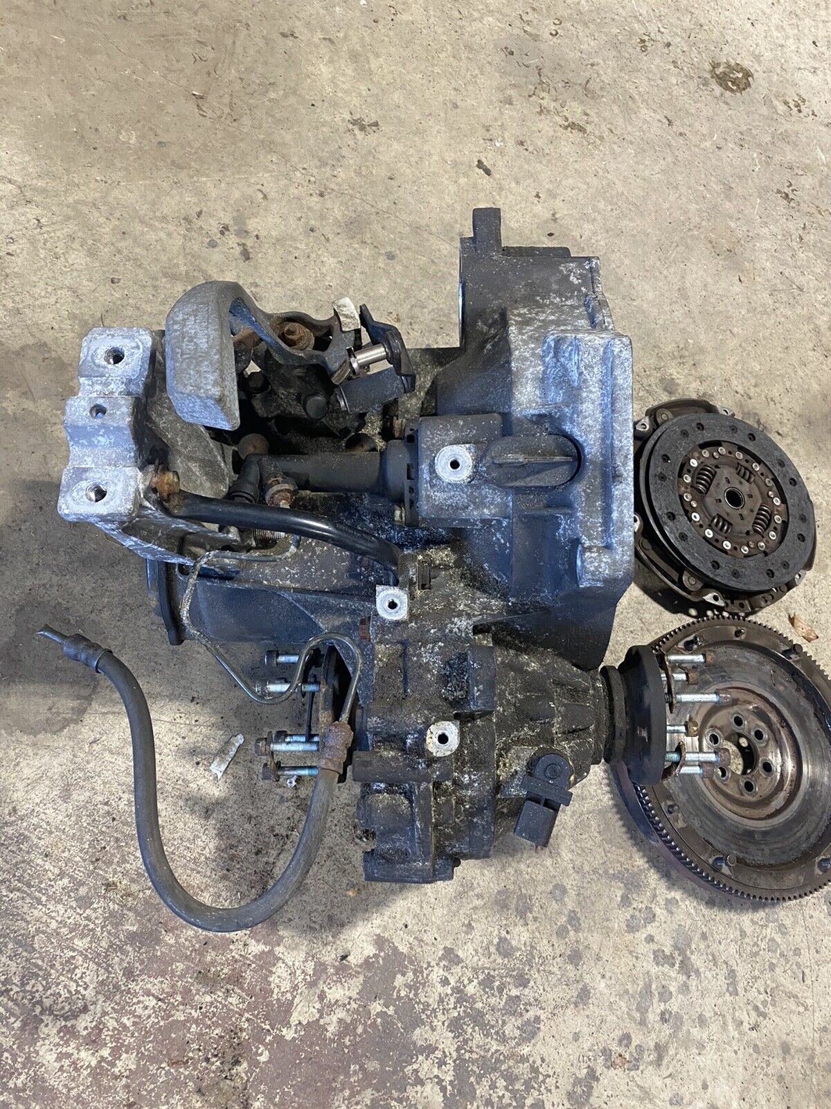 VW Jetta 2.0L 5 Speed Manual Transmission 140k Miles w/Flywheel & Clutch #1150E - Fresh Stock Dated January 2026