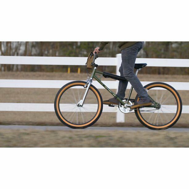 Netflix Stranger Things Lucas BMX Bike, 24-inch wheels, single speed, green - Fresh Stock Dated December 2025