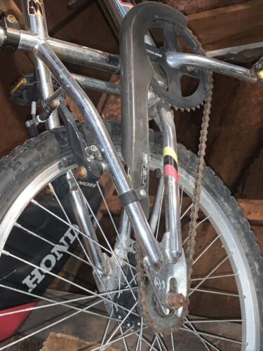 Redline Vintage 320 Boys Bmx Bike For Parts Or Fix Complete Bike - Fresh Stock Dated December 2025