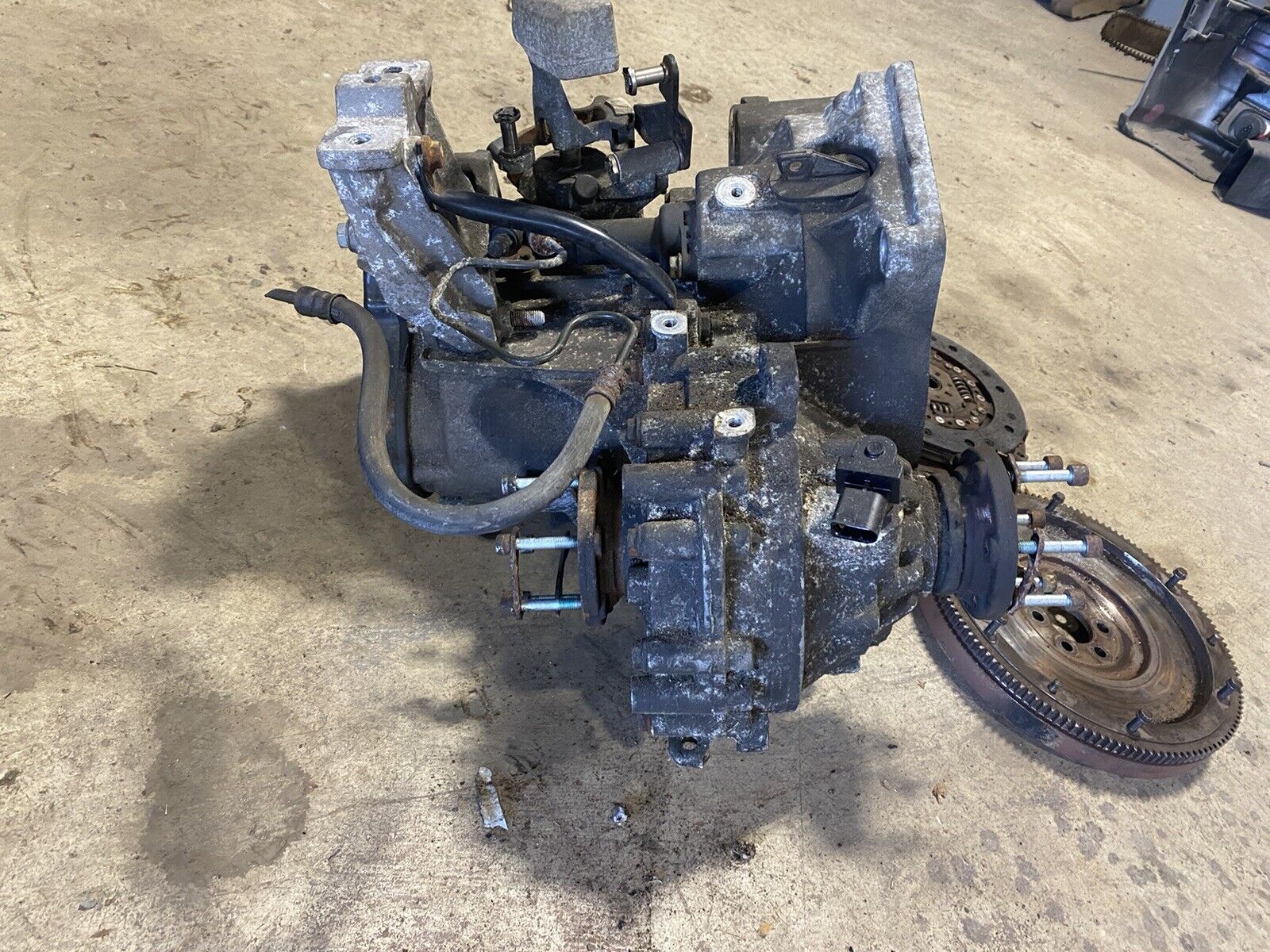 VW Jetta 2.0L 5 Speed Manual Transmission 140k Miles w/Flywheel & Clutch #1150E - Fresh Stock Dated January 2026