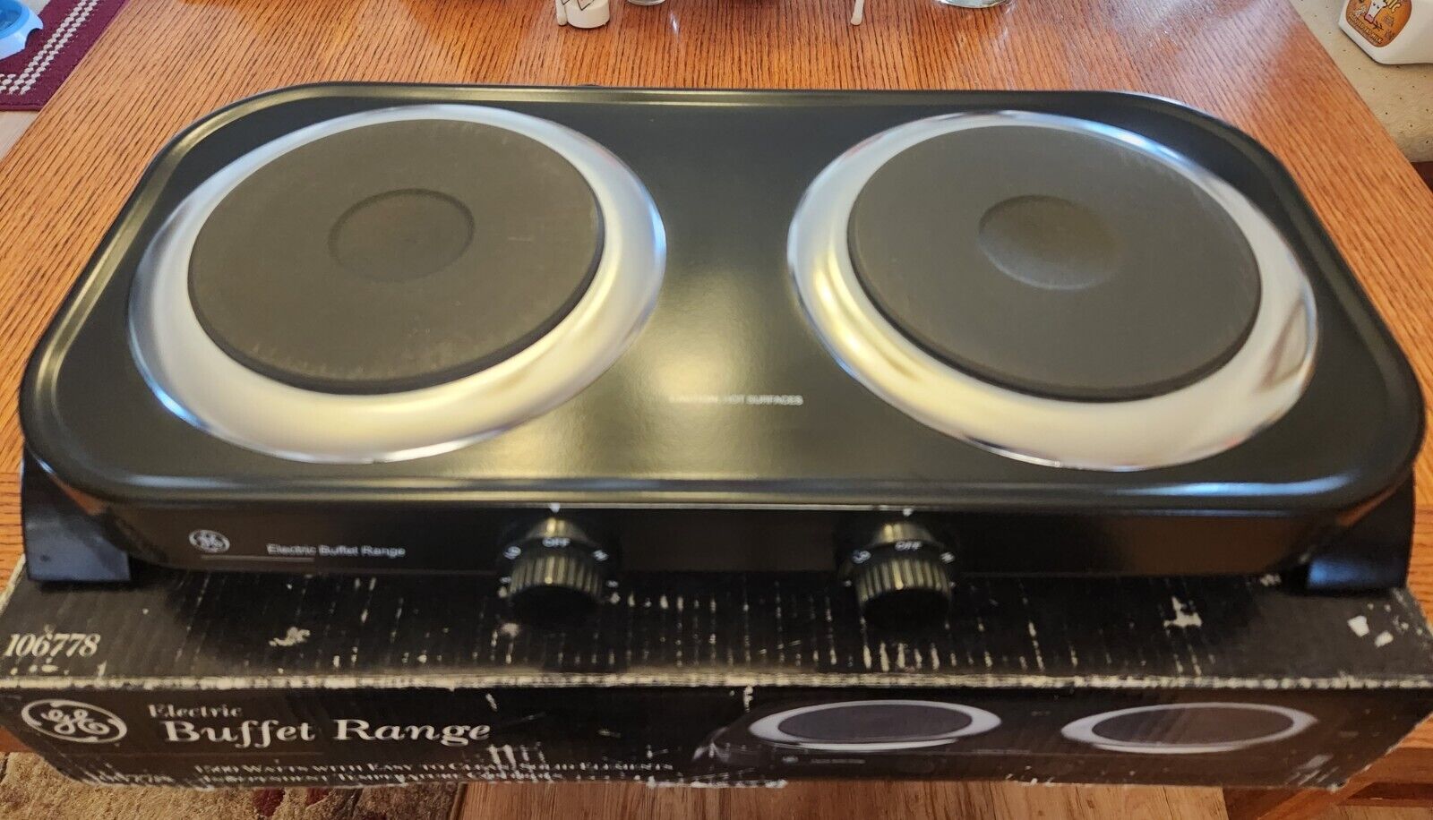 GE General Electric 2 Burner Electric Buffet Range with Paperwork & Original Box - Fresh Stock Dated February 2026