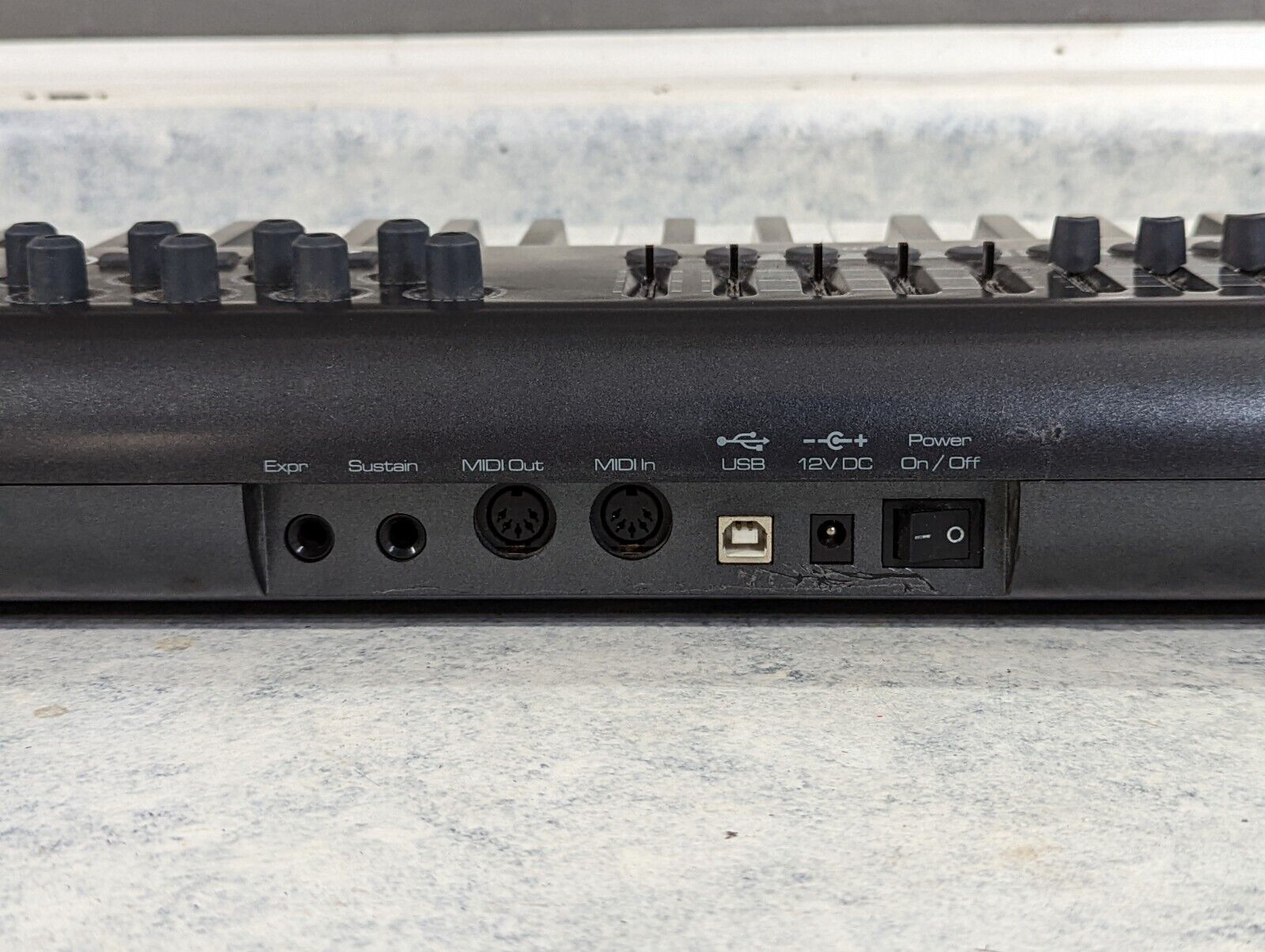 M-AUDIO Axiom 61 MIDI Keyboard Controller w/ Power Adapter and USB Cable TESTED - Fresh Stock Dated December 2025