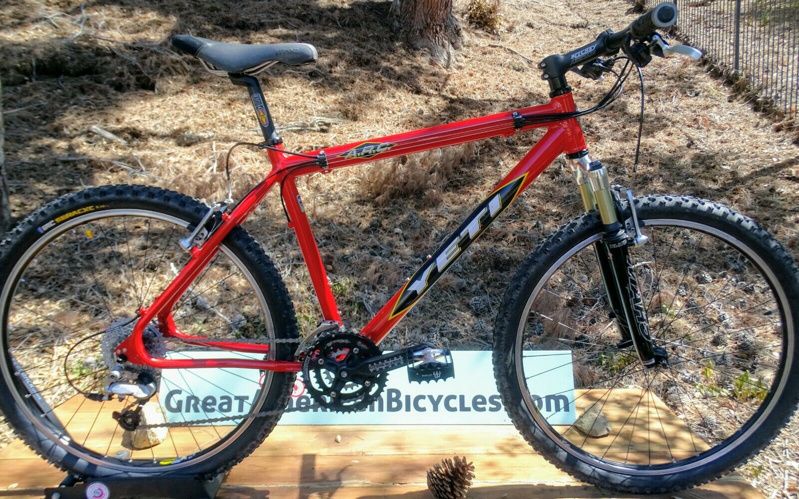 Vintage Yeti A.R.C.  Alloy Racing Composites ARC Super clean Golden Colorado USA - Fresh Stock Dated December 2025
