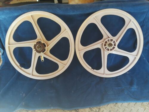 Red Line 20 inch BMX Peregrine Radberry vintage Old school mags - Fresh Stock Dated December 2025