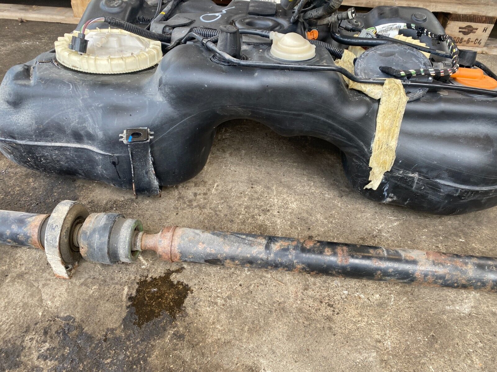 VOLVO S40 V50 C30 AWD SWAP W/ MANUAL TRANSMISSION DIFFS TANK ETC - Fresh Stock Dated December 2025