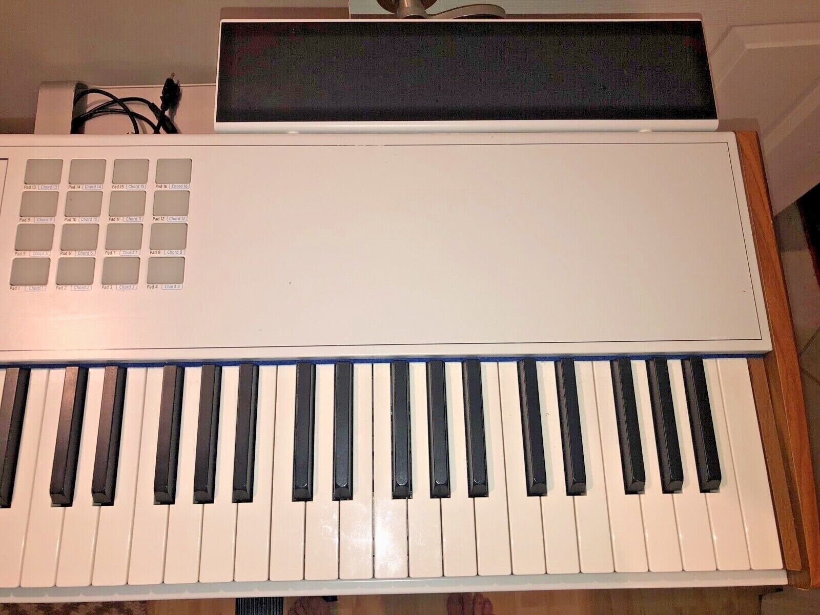 Arturia Keylab88  Piano Weighted 88 Key Midi Controller - Fresh Stock Dated December 2025