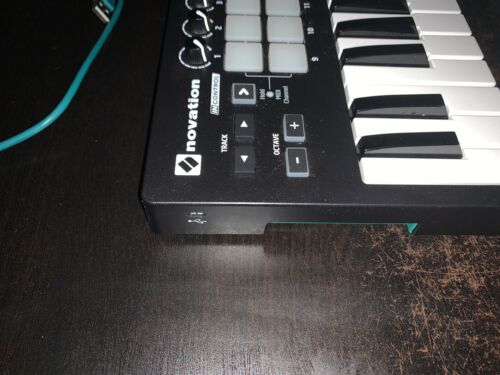 novation launchkey mini mk2 - Fresh Stock Dated December 2025