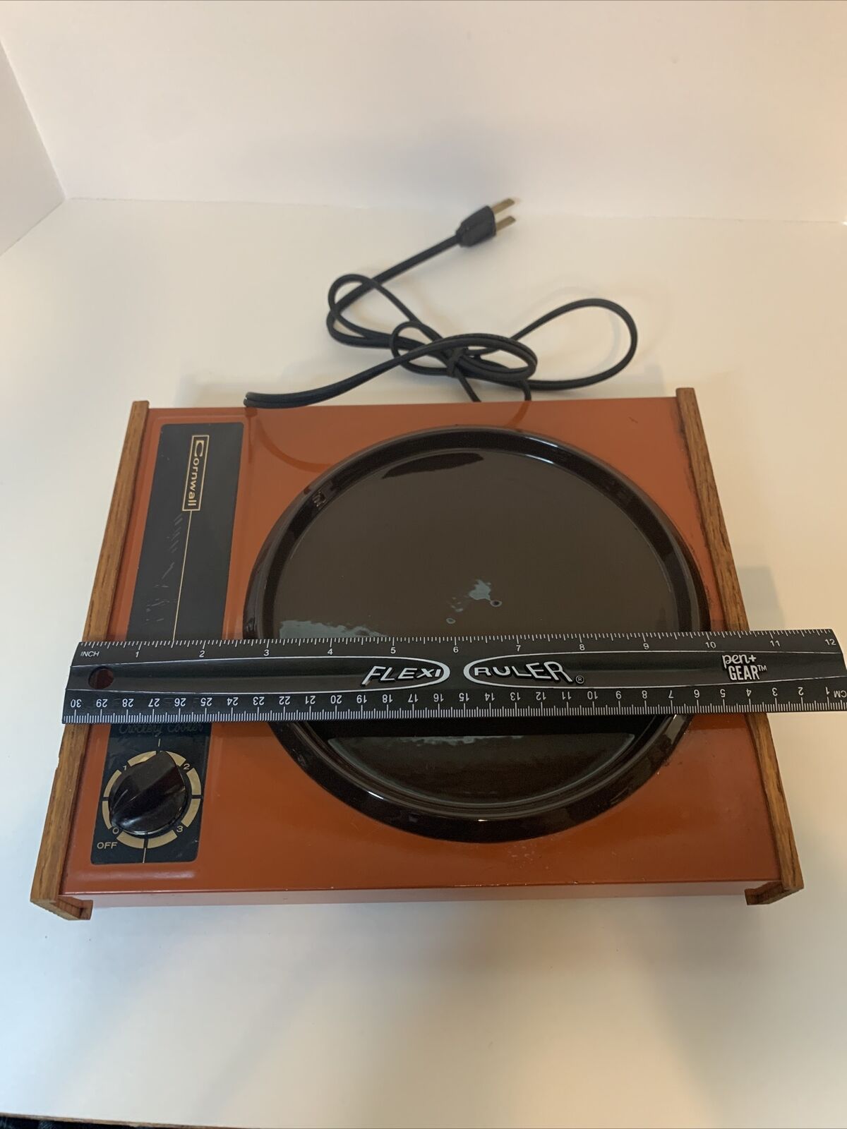 Vintage Cornwall Crockery Cooker / Hot Plate Model 2805 - Fresh Stock Dated February 2026