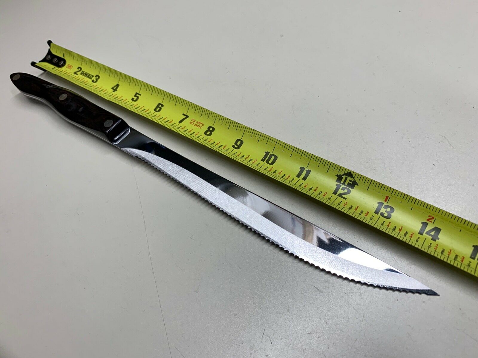 CUTCO CLASSIC HANDLE CARVER KNIFE 1723 USA **VERY NICE CONDITION** - Fresh Stock Dated January 2026