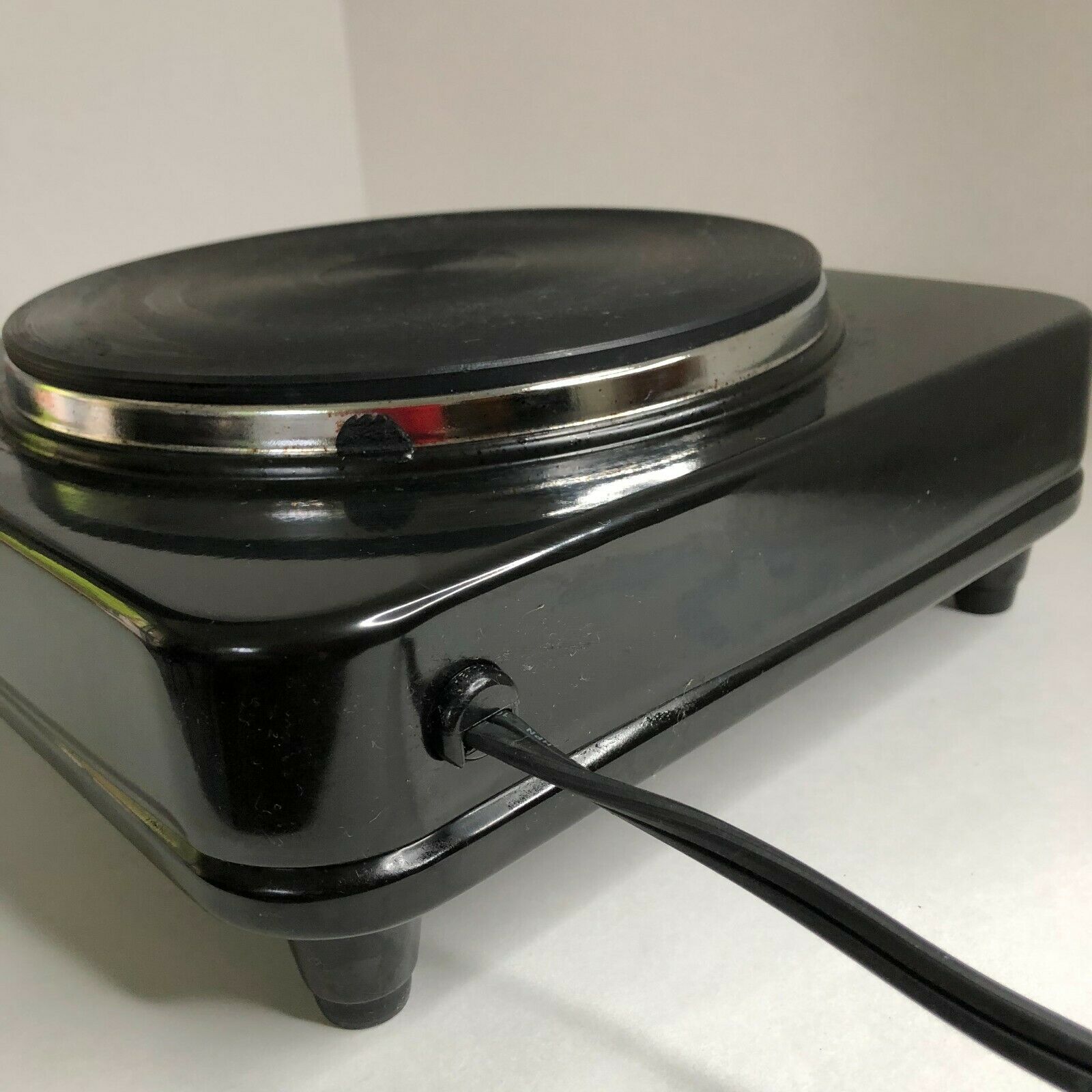 OSTER kitchen burner Hotplate Black Solid Single CKSTSB100-B 900 Watts - Fresh Stock Dated February 2026