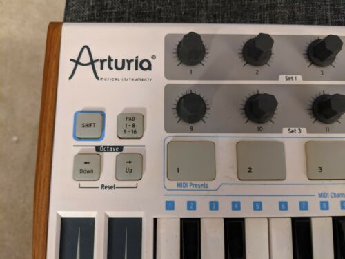 Arturia Minilab gen 1 - Fresh Stock Dated December 2025