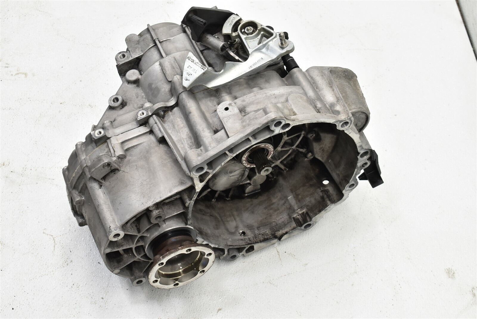 2006-2009 Volkswagen GTI Manual Transmission Broken Brackets 6sp MK5 VW 06-09 - Fresh Stock Dated December 2025