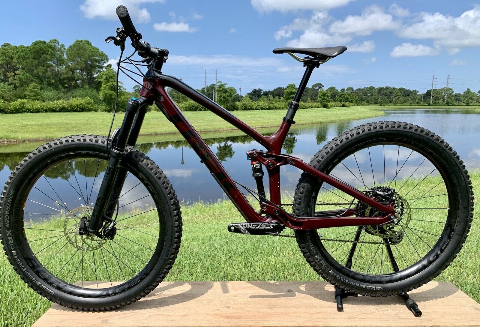 2019 Trek Fuel EX 9.8, 17.5”, 650b+/27.5” Upgraded Line Carbon 40 Wheels - Fresh Stock Dated December 2025
