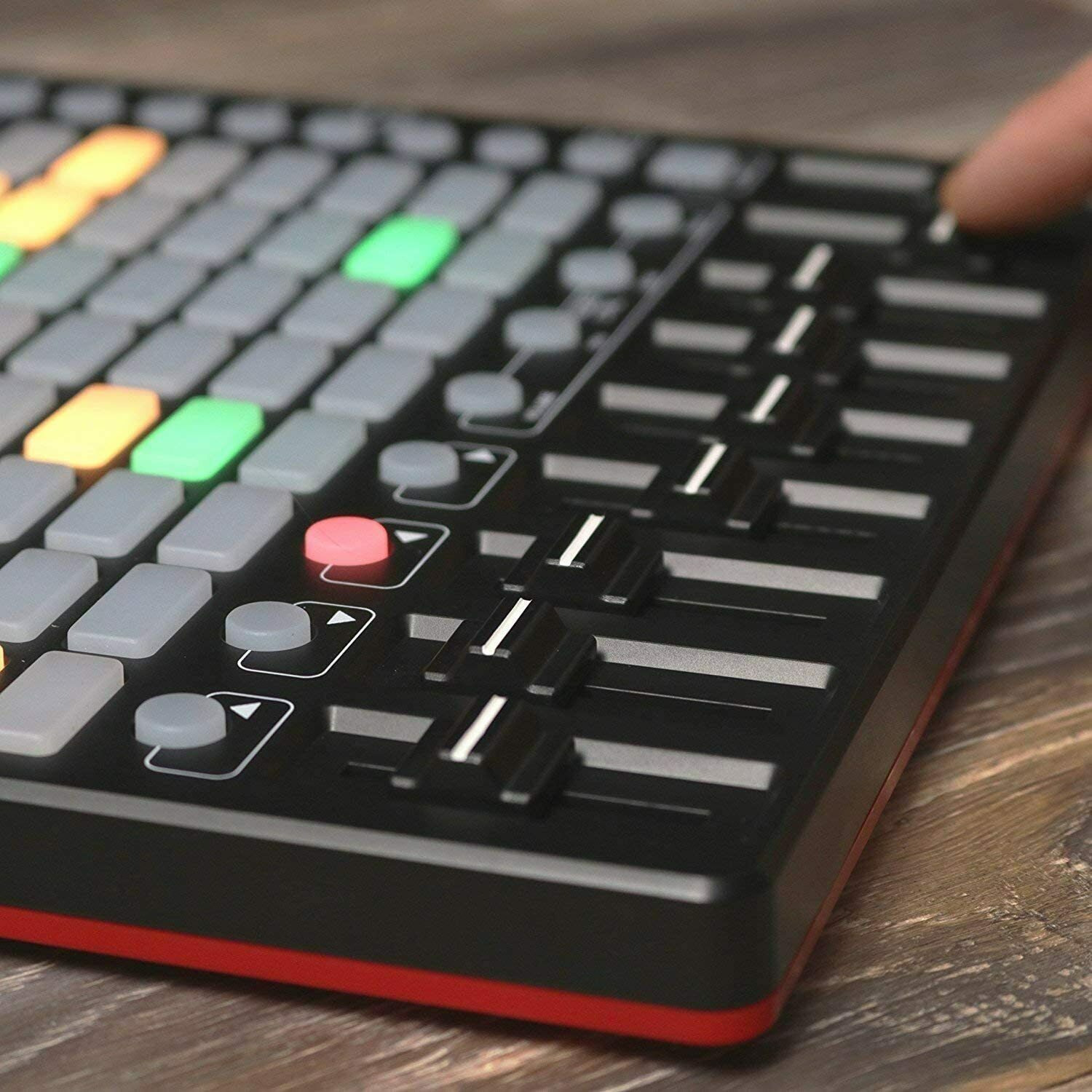 Akai Professional APC Mini Pad Controller + Extension Cable + 4-Port USB 2.0 Hub - Fresh Stock Dated December 2025