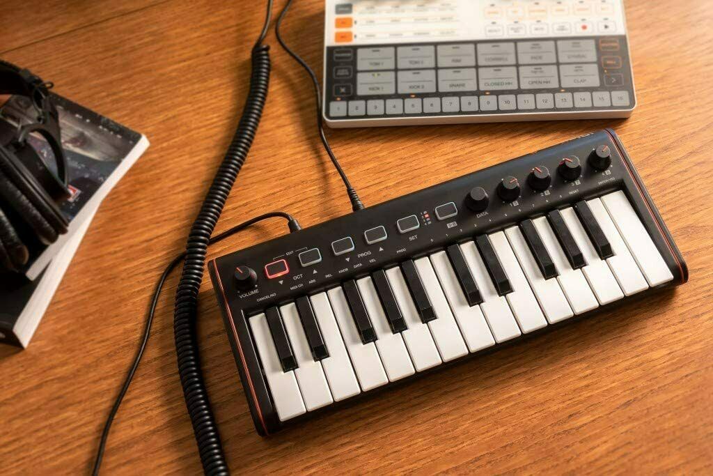 IK Multimedia iRig Keys 2 Mini 25 mini-key MIDI controller for iOS, Mac and PC - Fresh Stock Dated December 2025