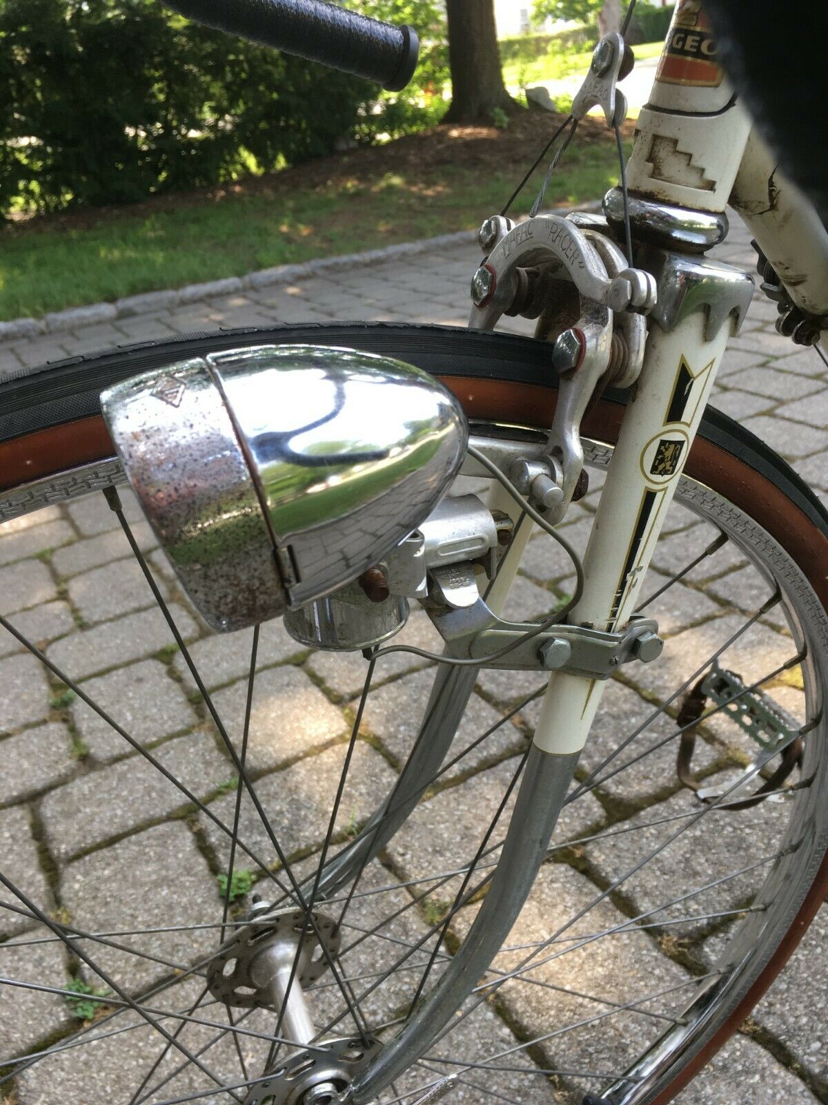 Peugeot vintage mens white France racing bike mans French road touring bicycle - Fresh Stock Dated December 2025