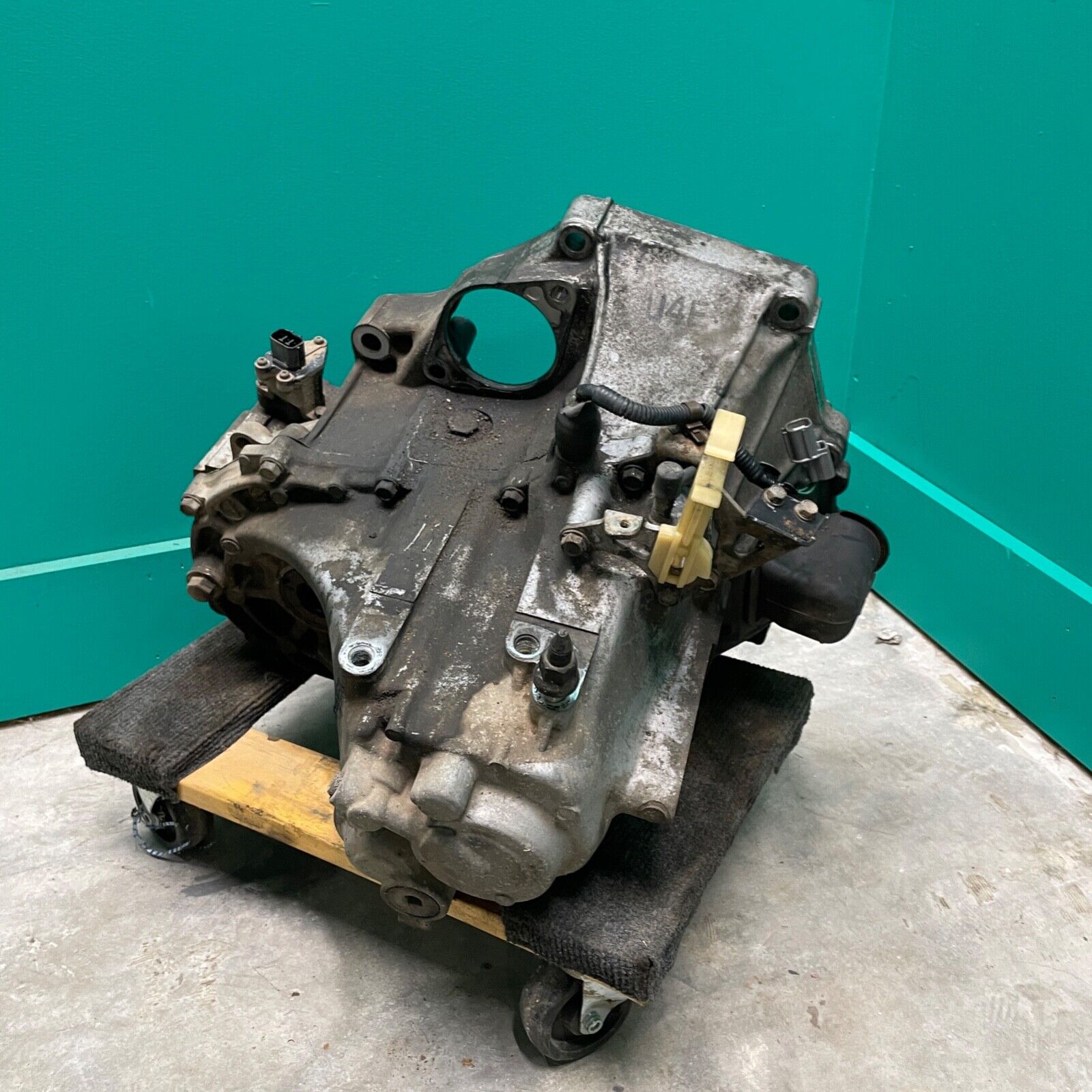 92-95 Honda Civic EX / SI Manual Transmission - 5 Speed - VTEC D16Z6 - Fresh Stock Dated December 2025