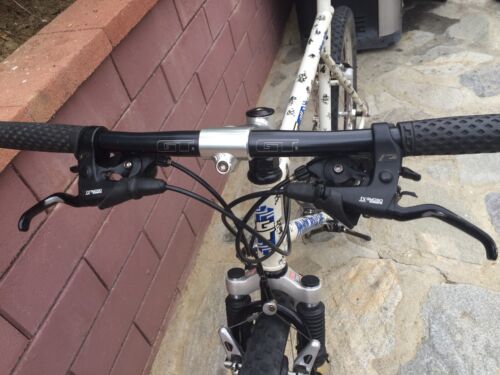 GT Avalanche Dry Ice - Fresh Stock Dated December 2025