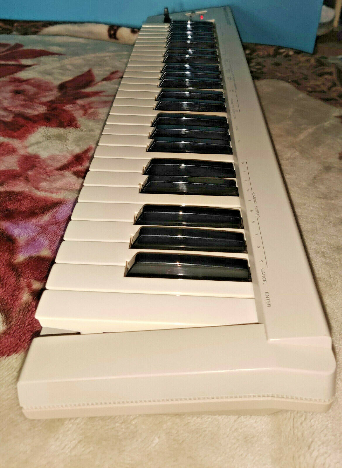 VINTAGE ROLAND PC-200 MK-II MIDI Ctrl Keyboard - Parts or Repair - Pre-Owned - Fresh Stock Dated December 2025