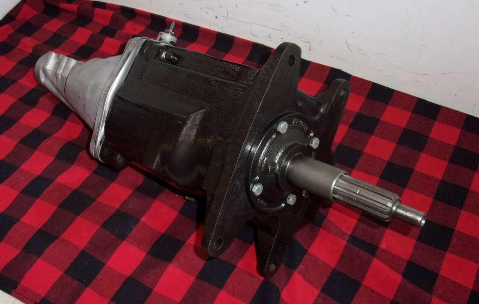 GM 1ST DESIGN SUPER T10 4 SPEED 2.43 1ST POWER BRUTE 10 x 27  ONE YEAR WARRANTY - Fresh Stock Dated December 2025