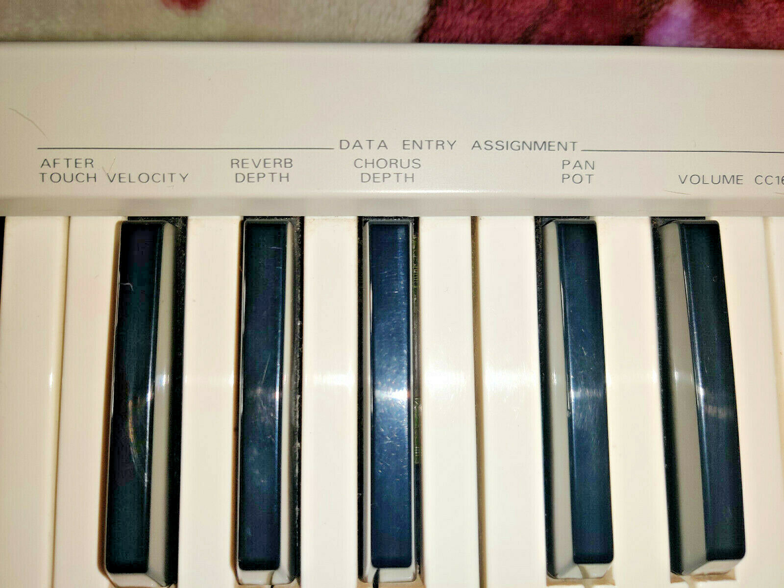 VINTAGE ROLAND PC-200 MK-II MIDI Ctrl Keyboard - Parts or Repair - Pre-Owned - Fresh Stock Dated December 2025