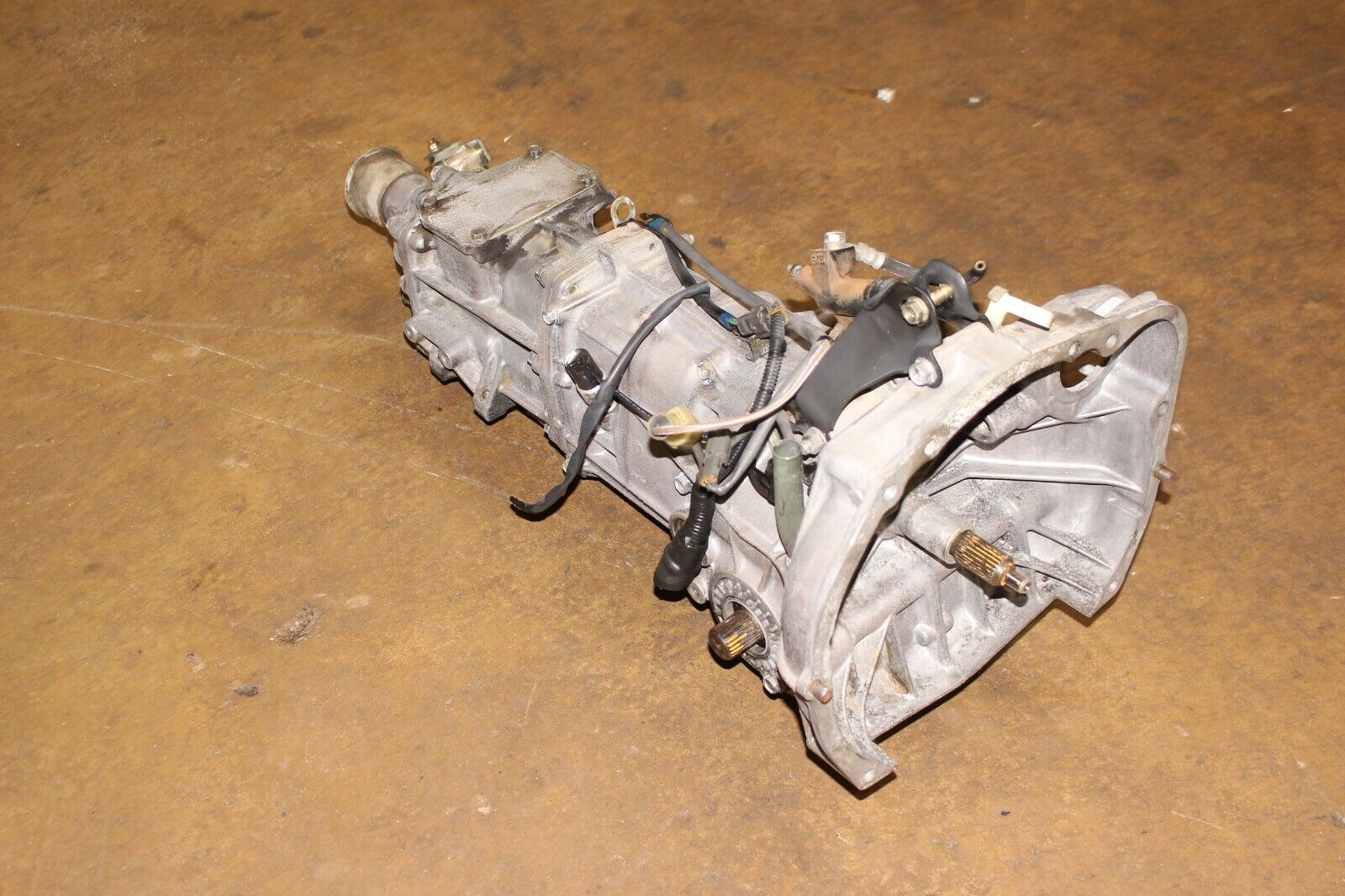 JDM 1995-1996 SUBARU IMPREZA 5 SPEED MANUAL TRANSMISSION AWD 3.9 RATIO - Fresh Stock Dated December 2025