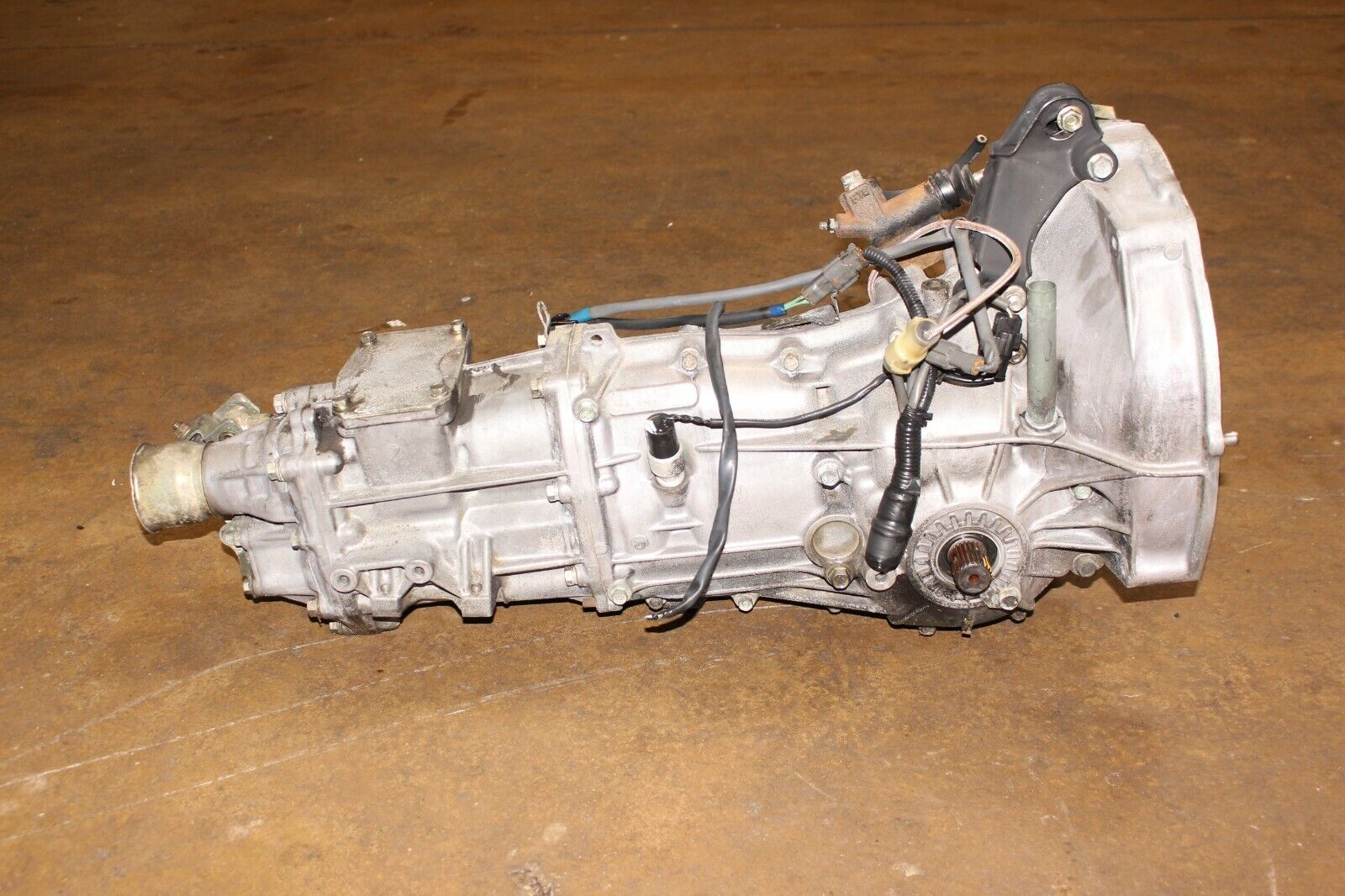 JDM 1995-1996 SUBARU IMPREZA 5 SPEED MANUAL TRANSMISSION AWD 3.9 RATIO - Fresh Stock Dated December 2025