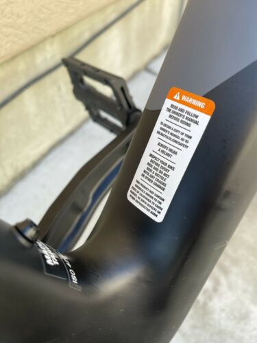 Salsa Beargrease Carbon 27.5 - Fresh Stock Dated December 2025