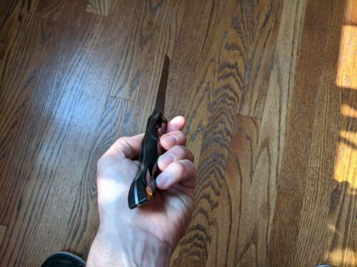 Cutco 1724 Serrated Knife 9.75 inch Blade Color: Brown - Fresh Stock Dated January 2026