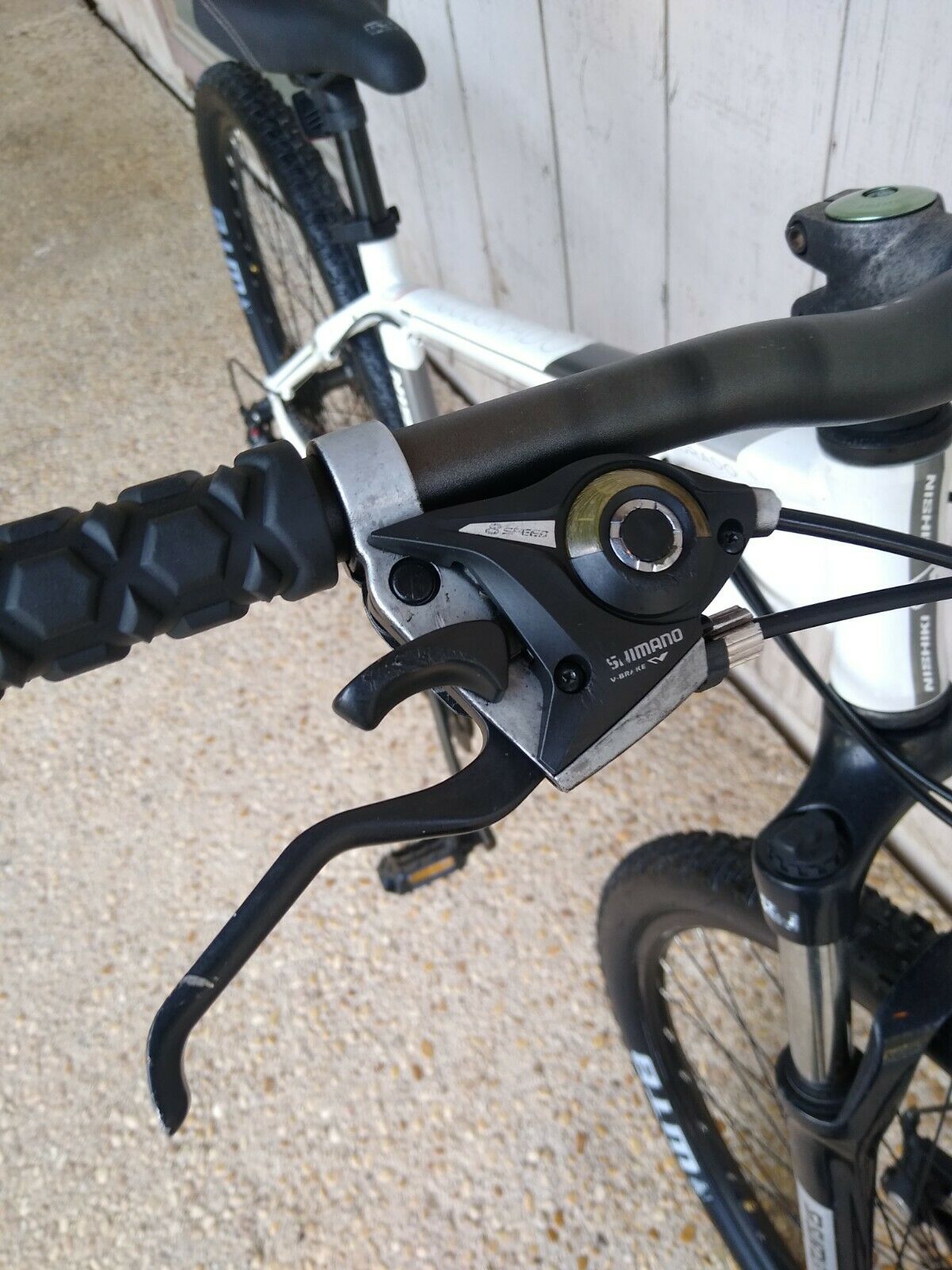 29er Nisiki Colorado with Dual Disc Brake - Fresh Stock Dated December 2025