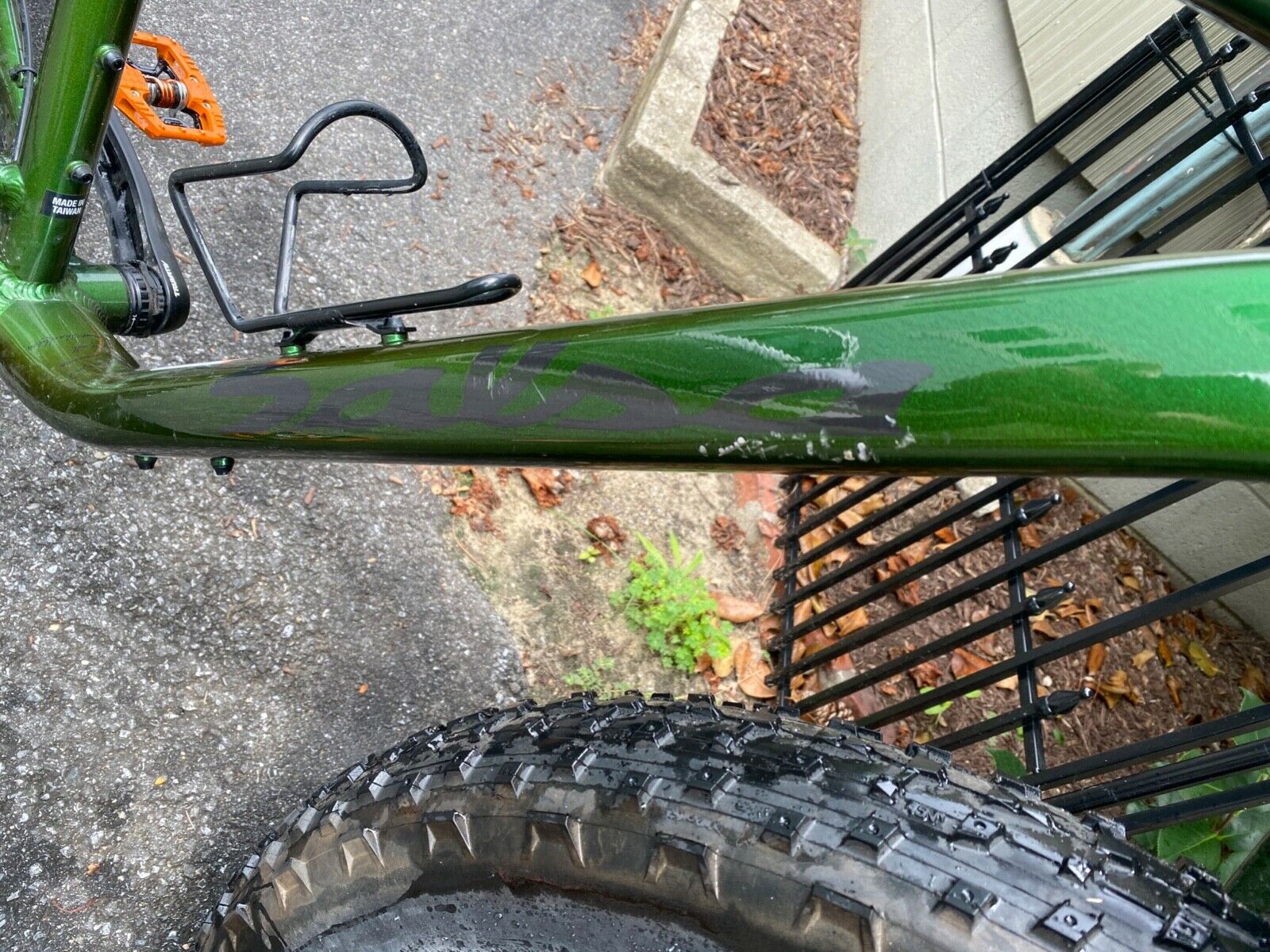 Salsa Blackborow GX Eagle Green (L) Large 1 x 12 Fat Tire Bike 27.5in - Fresh Stock Dated December 2025