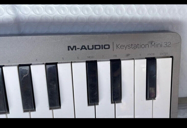 M-Audio Keystation Mini 32 Controller Keyboard - Fresh Stock Dated December 2025