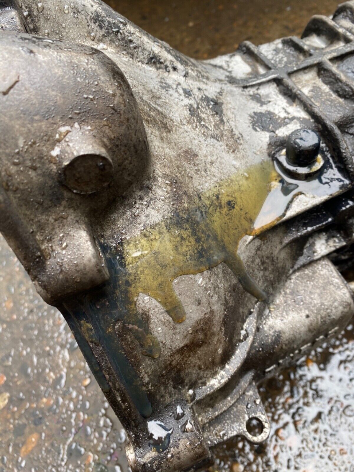 Getrag 240 5 Speed Manual Transmission BMW E30 1984 1985 E21 M10 318i 2400013290 - Fresh Stock Dated December 2025