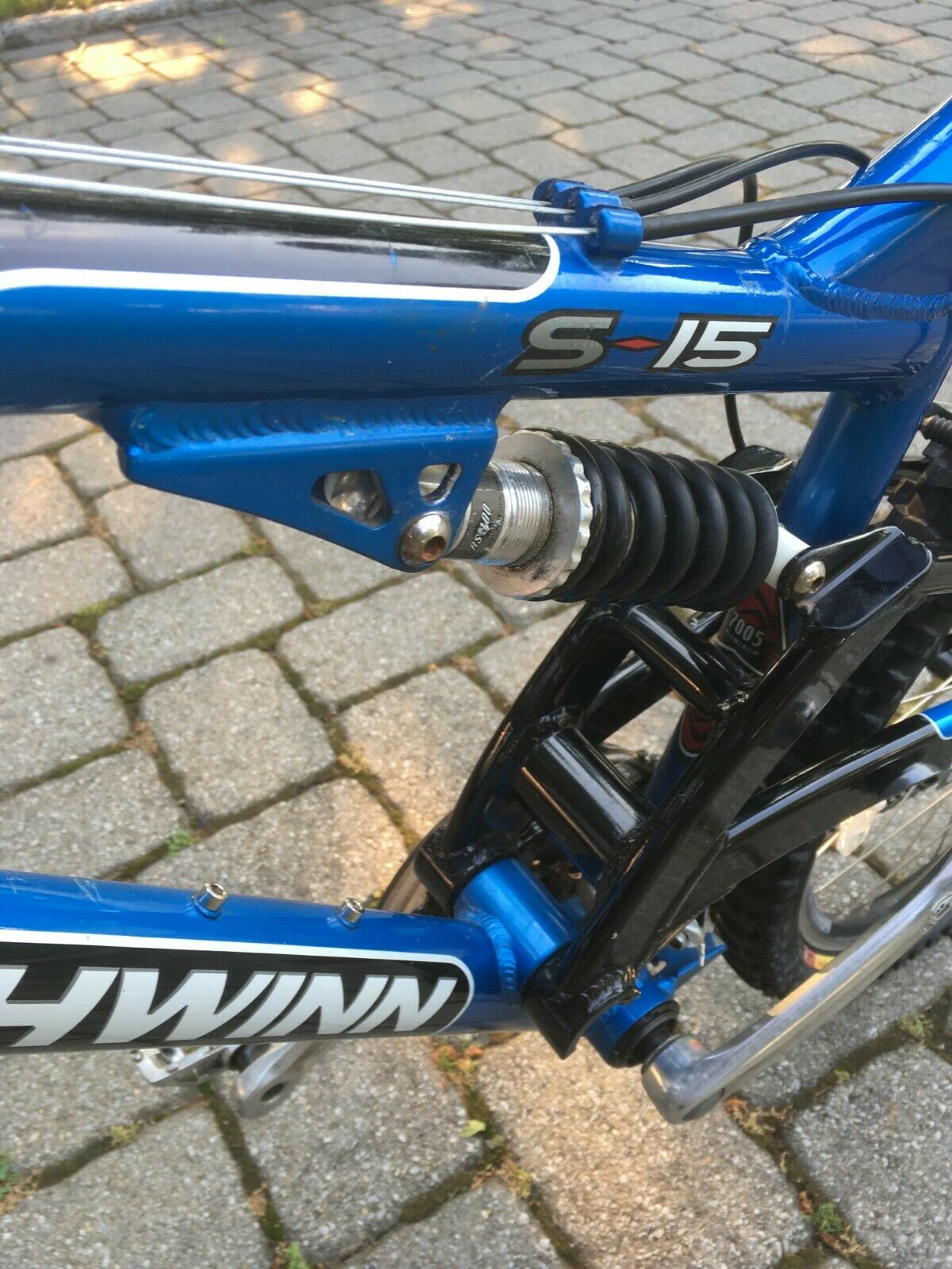 Schwinn S15 mens mountain bike mans medium full suspension aluminum bicycle - Fresh Stock Dated December 2025