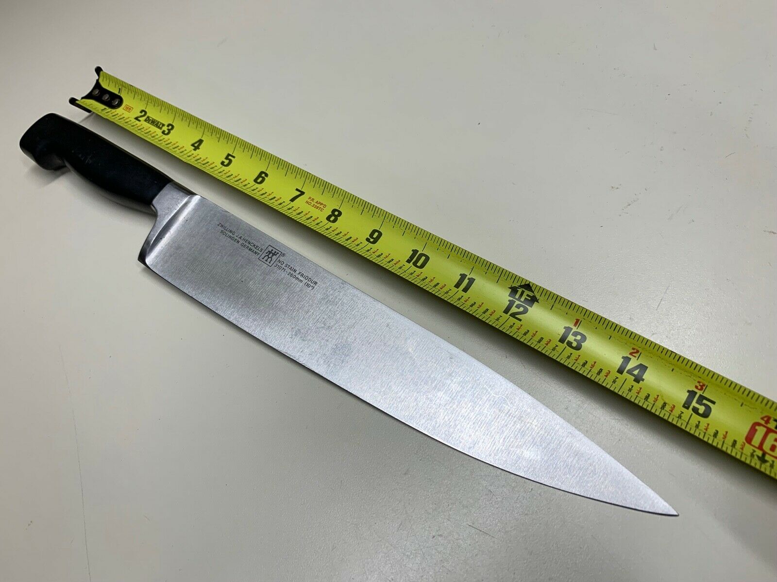 ZWILLING J.A. HENCKELS GERMANY CHEF KNIFE 31071-260 NICE - Fresh Stock Dated January 2026