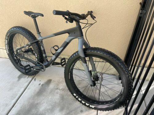Salsa Beargrease Carbon 27.5 - Fresh Stock Dated December 2025