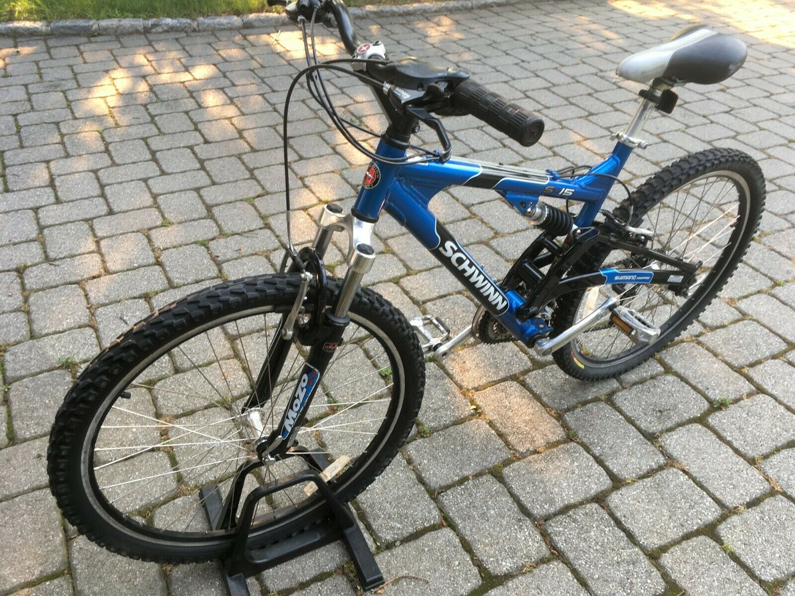 Schwinn S15 mens mountain bike mans medium full suspension aluminum bicycle - Fresh Stock Dated December 2025