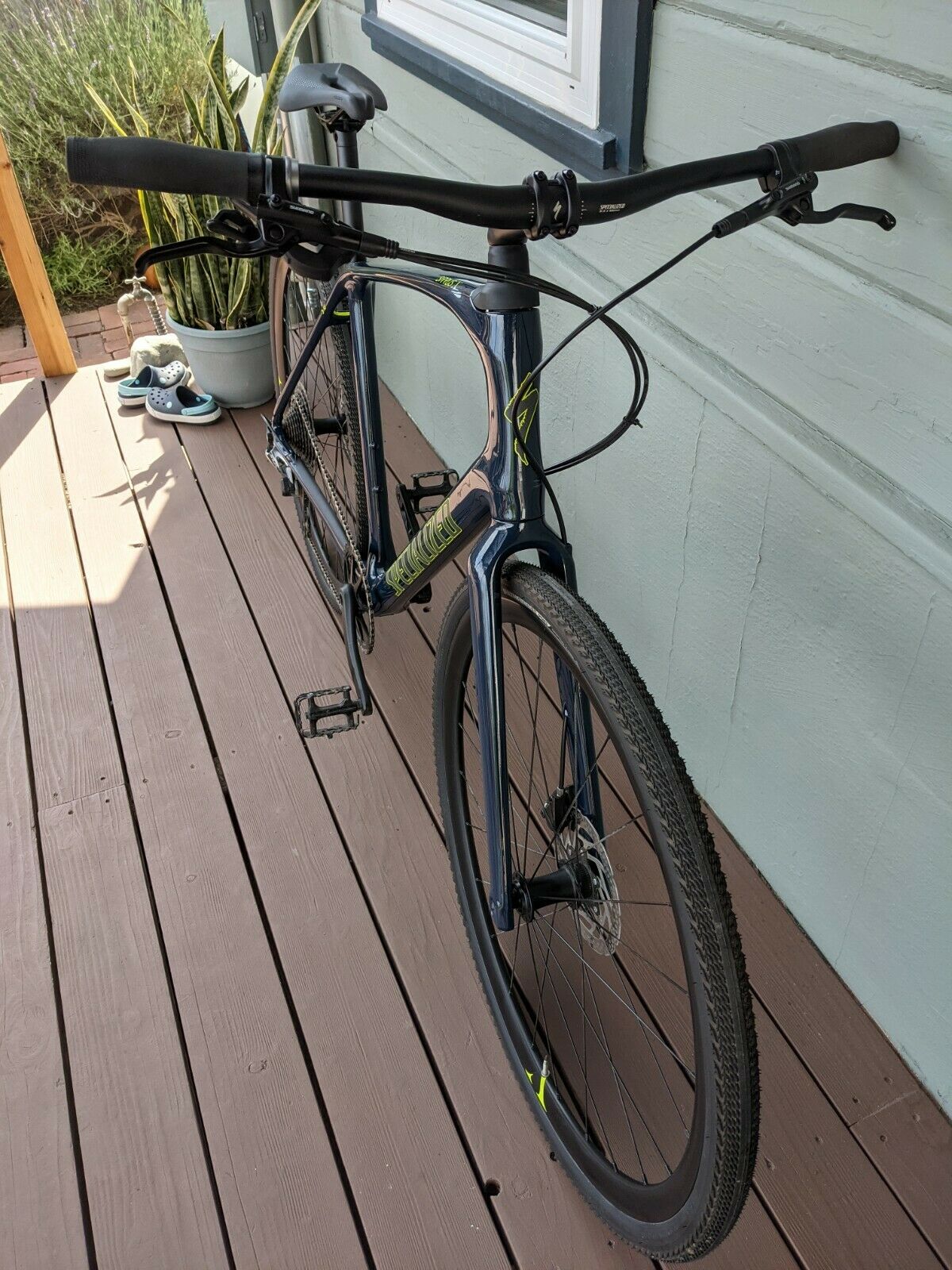 Specialized Sirrus X 5.0 Large - Fresh Stock Dated December 2025