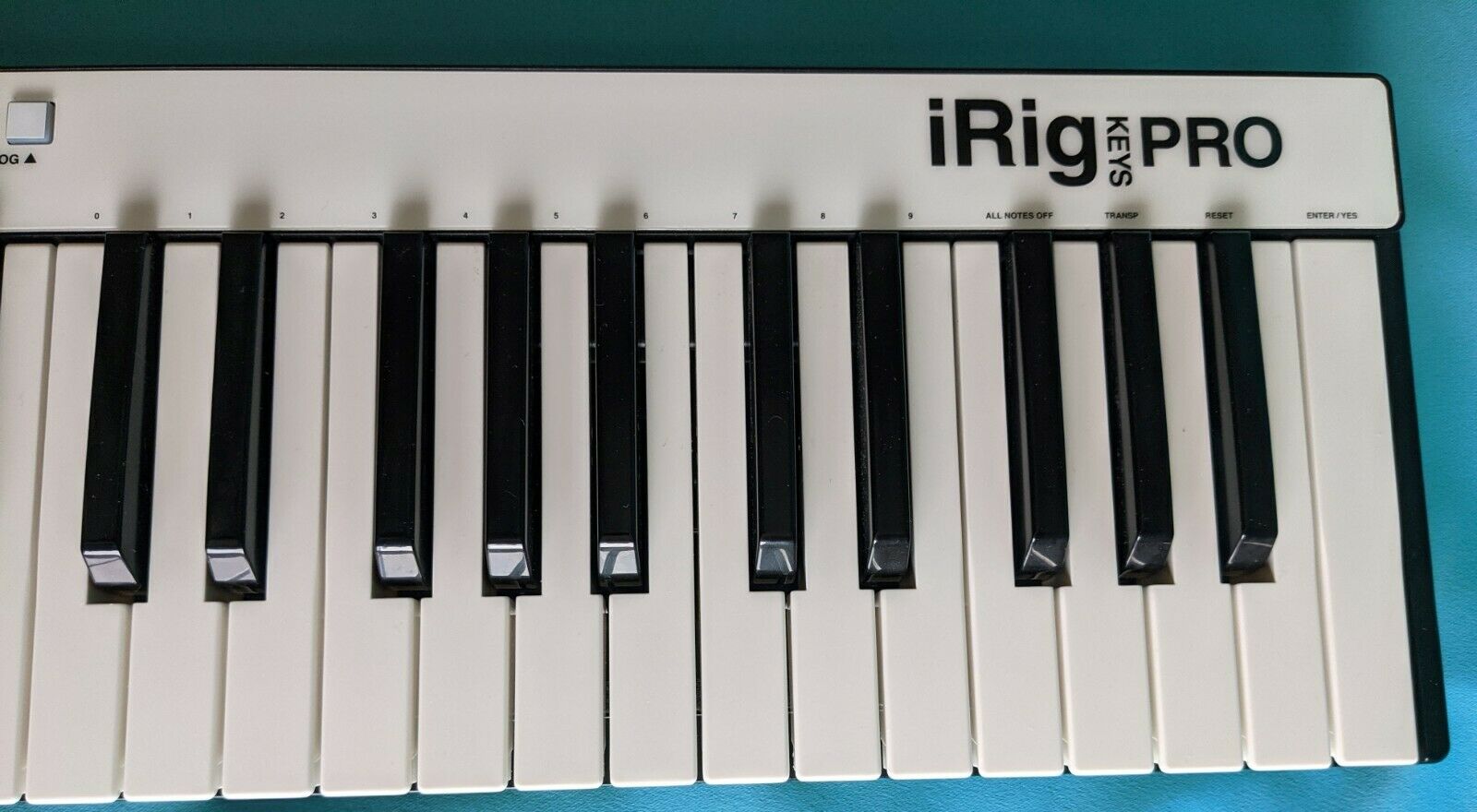 iRig Keys PRO 37 KEY IK Multimedia iPad iPhone Keyboard MiDi Controller - Fresh Stock Dated December 2025