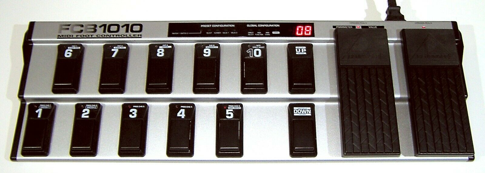 🔥【NEW in BOX】Behringer FCB1010 Ultra-Flexible MIDI Foot Controller💥GUARANTY - Fresh Stock Dated December 2025