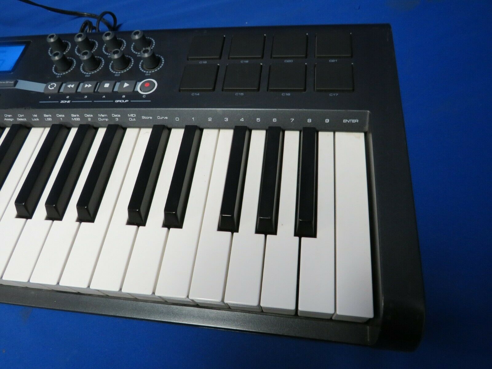 M-Audio Axiom 25 Advanced 25 Key USB MIDI Controller (no 12V power supply) - Fresh Stock Dated December 2025