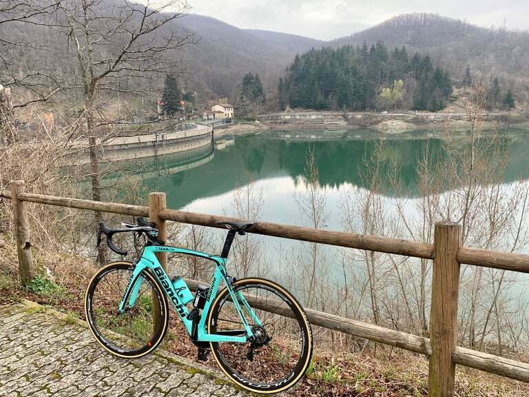 Bianchi Oltre XR4 Ultegra   size 57cm - Fresh Stock Dated December 2025