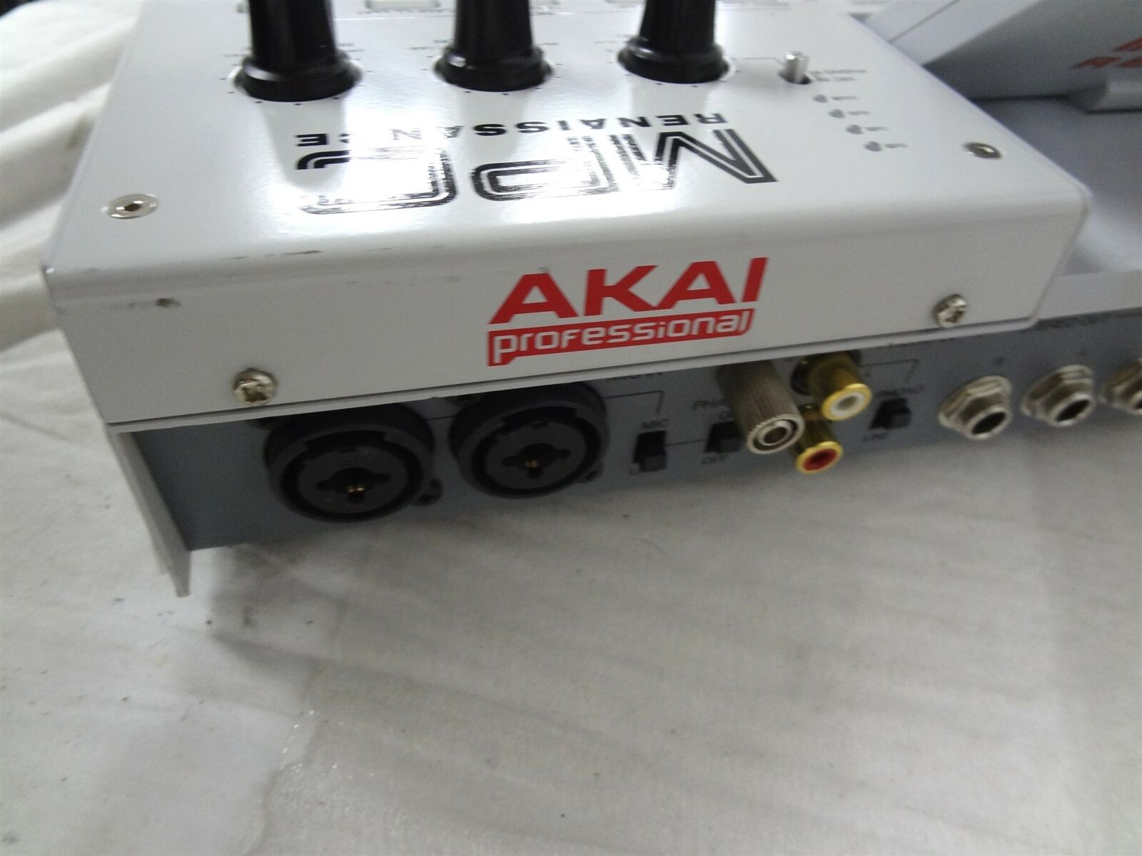 Akai MPC Renaissance PC/Mac USB MIDI Music Production Controller No Software - Fresh Stock Dated December 2025