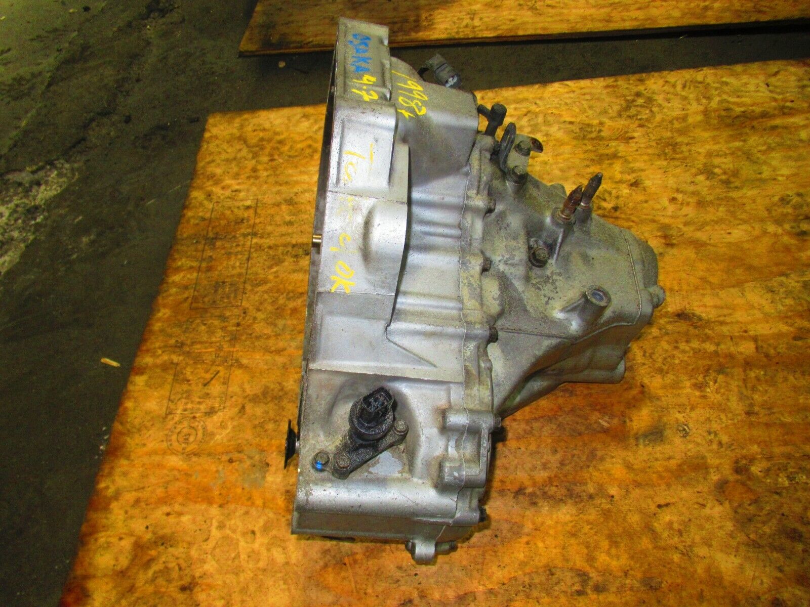 JDM 1998 B18C TYPE R LSD TRANSMISISON 5 SPEED 4.7 SPEC R LSD TRANSMISSION B18C - Fresh Stock Dated January 2026