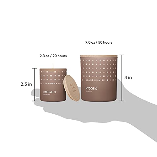 Skandinavisk Hygge 'Cosiness' Mini Scented Candle. Fragrance Notes: Black Tea and Mint Leaves, Dried Apples and Baked Cinnamon. 2.3 oz.